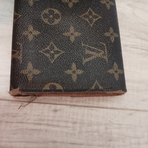 Louis Vuitton Pochette Passport Trifold Wallet Case Monogram - Picture 5 of 16